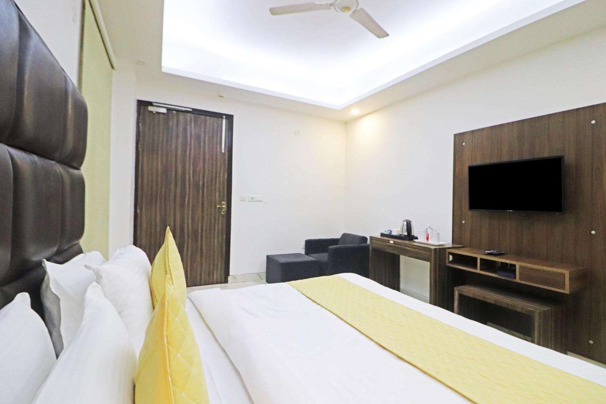 Hotel Mayda Prime Near Delhi Airport Neu-Delhi Exterior foto