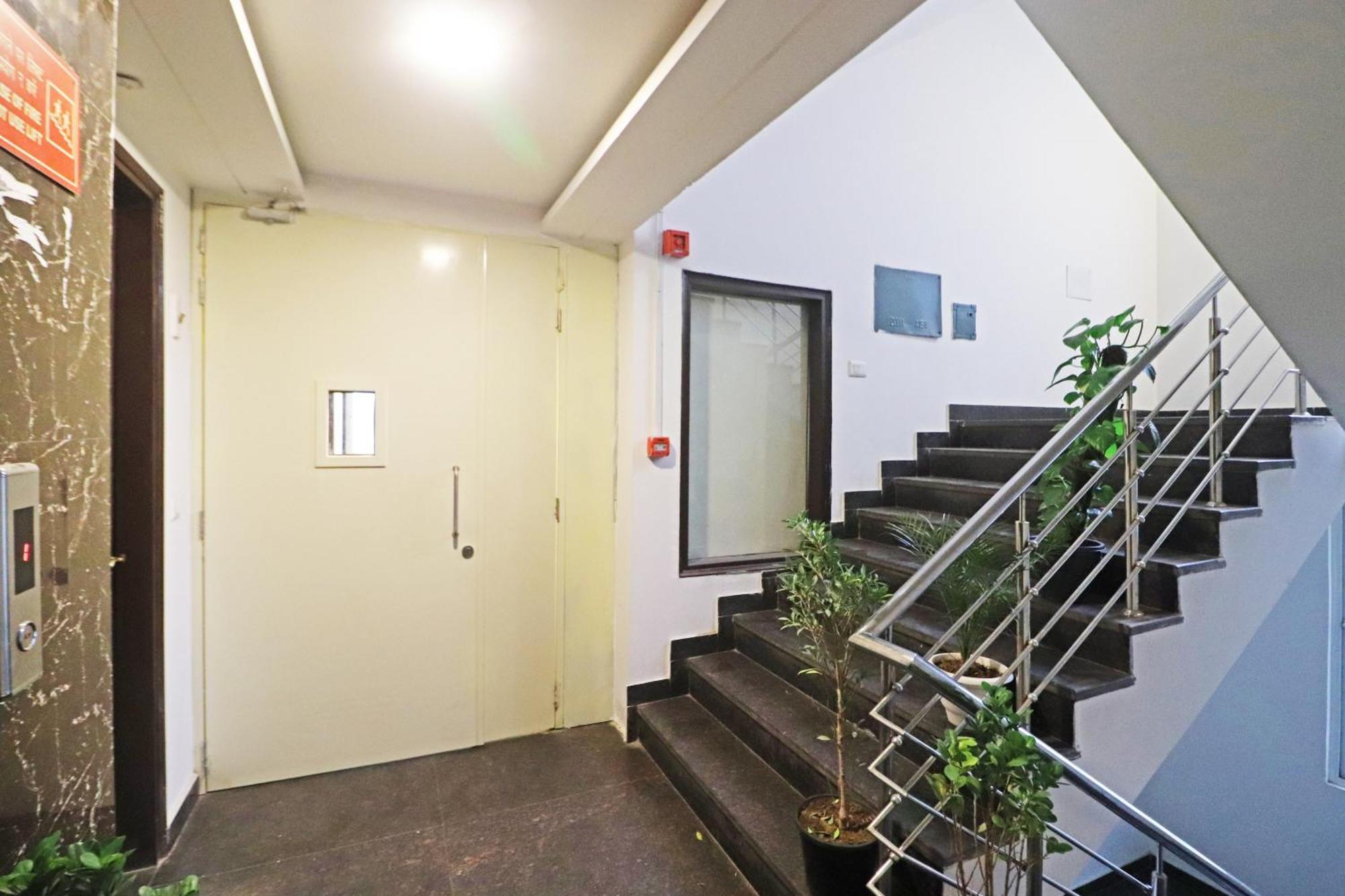 Hotel Mayda Prime Near Delhi Airport Neu-Delhi Exterior foto